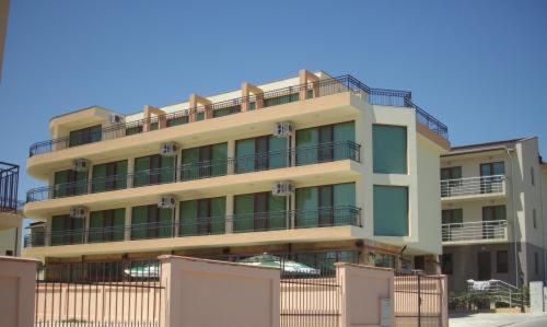 Serenity Hotel Sveti Vlas Ngoại thất bức ảnh