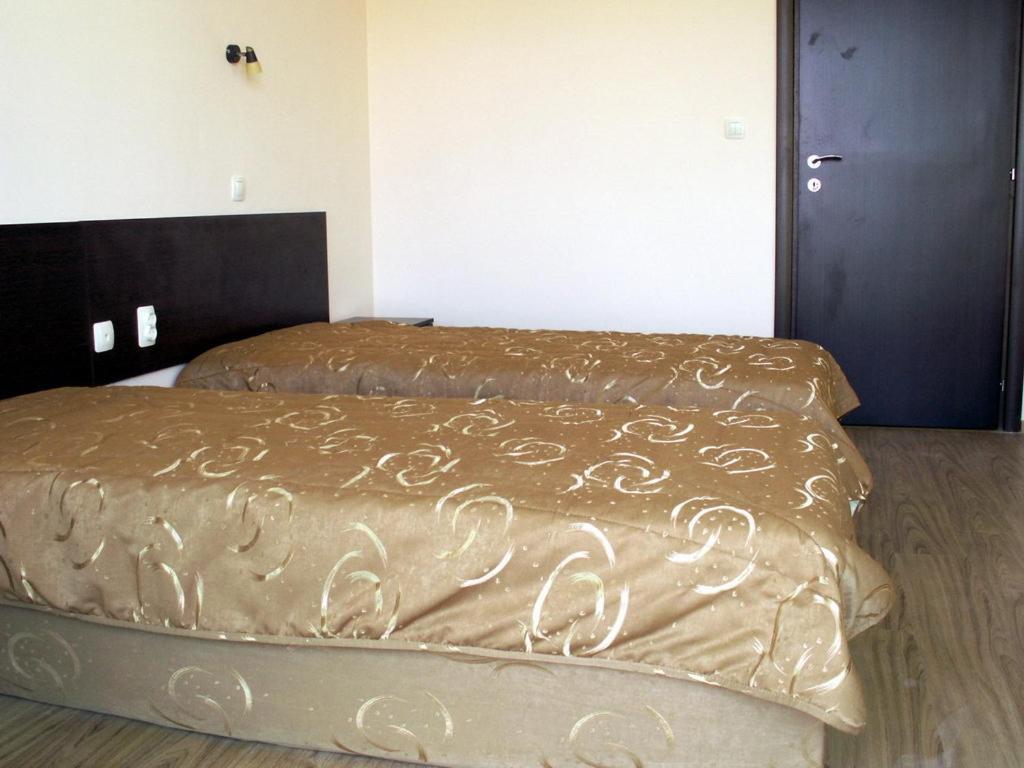 Serenity Hotel Sveti Vlas Ngoại thất bức ảnh