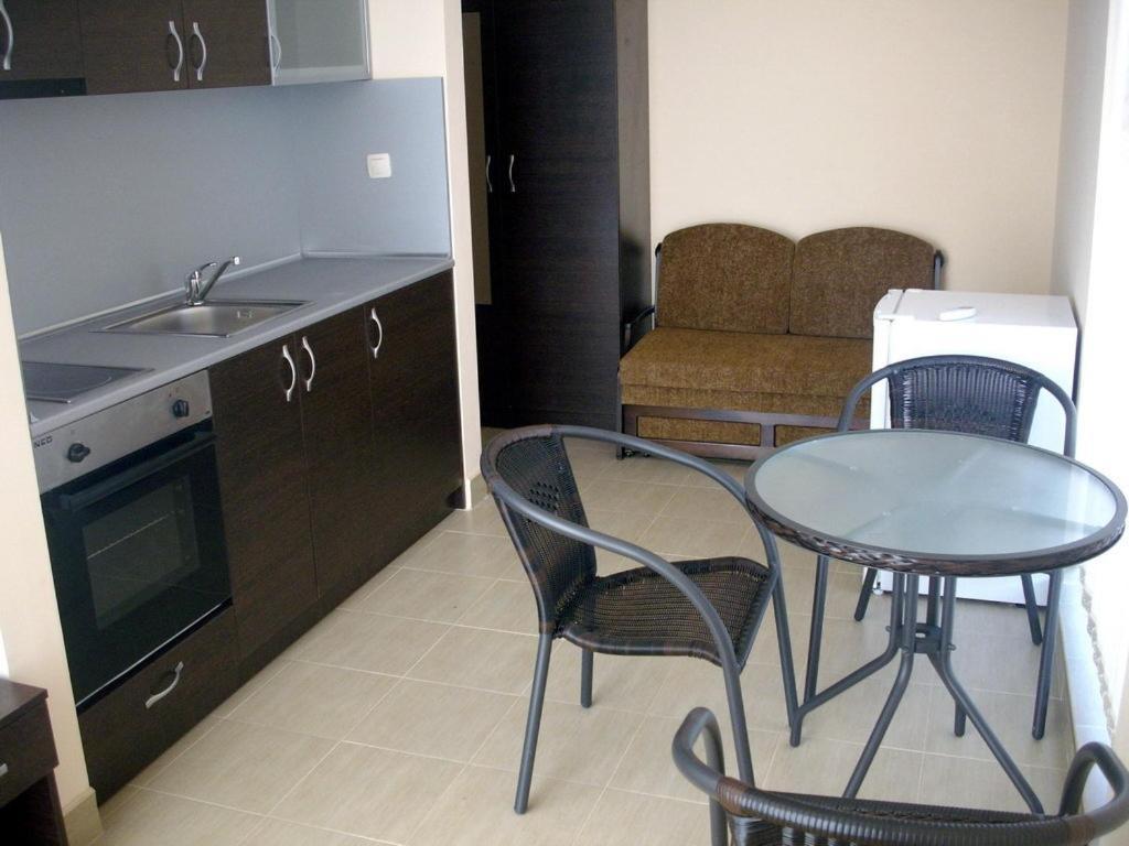 Serenity Hotel Sveti Vlas Ngoại thất bức ảnh