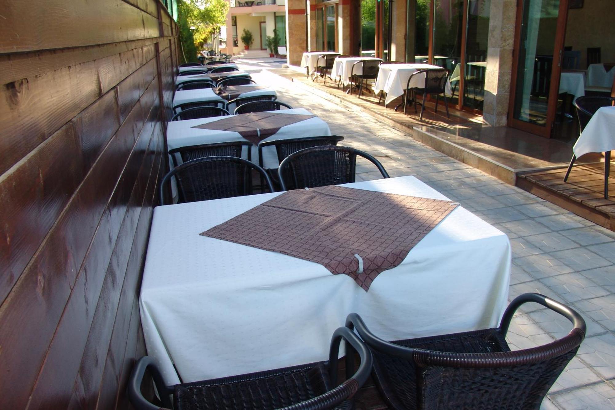 Serenity Hotel Sveti Vlas Ngoại thất bức ảnh